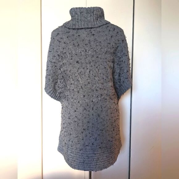 Long Tall Sally S Bobble Cable Knit Button Side Turtleneck Poncho - Picture 7 of 13